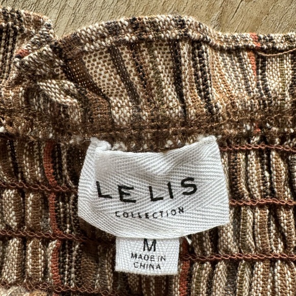 Le Lis Linen Blend Striped Crop Top - Picture 3 of 5